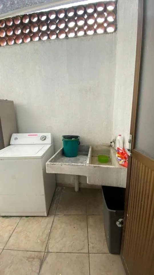 Pension Luz Divina Chapalita غوادالاجارا 0*,
